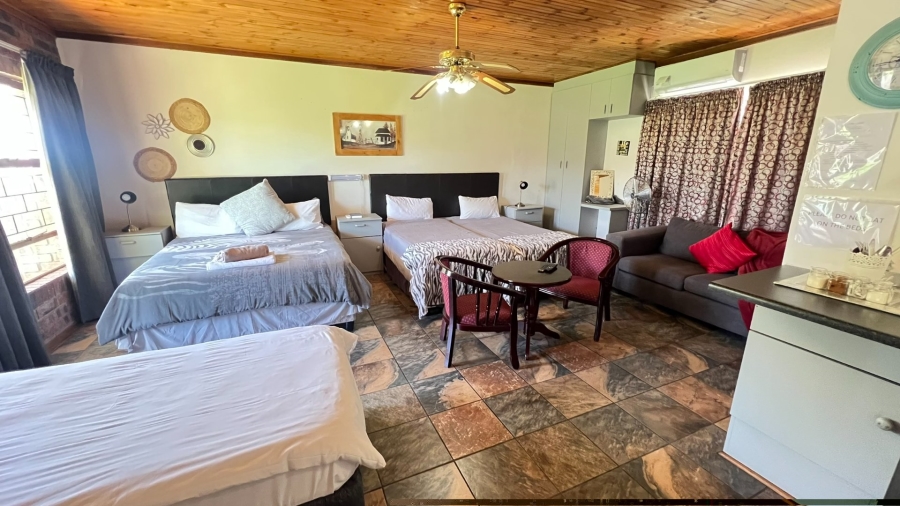 8 Bedroom Property for Sale in Pellissier Free State